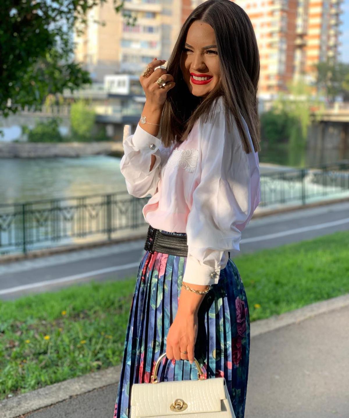 Deea, sora lui George Pușcaș, face senzație pe rețelele de socializare: „Nu uita să te joci” » Cum arată sora atacantului de la Reading