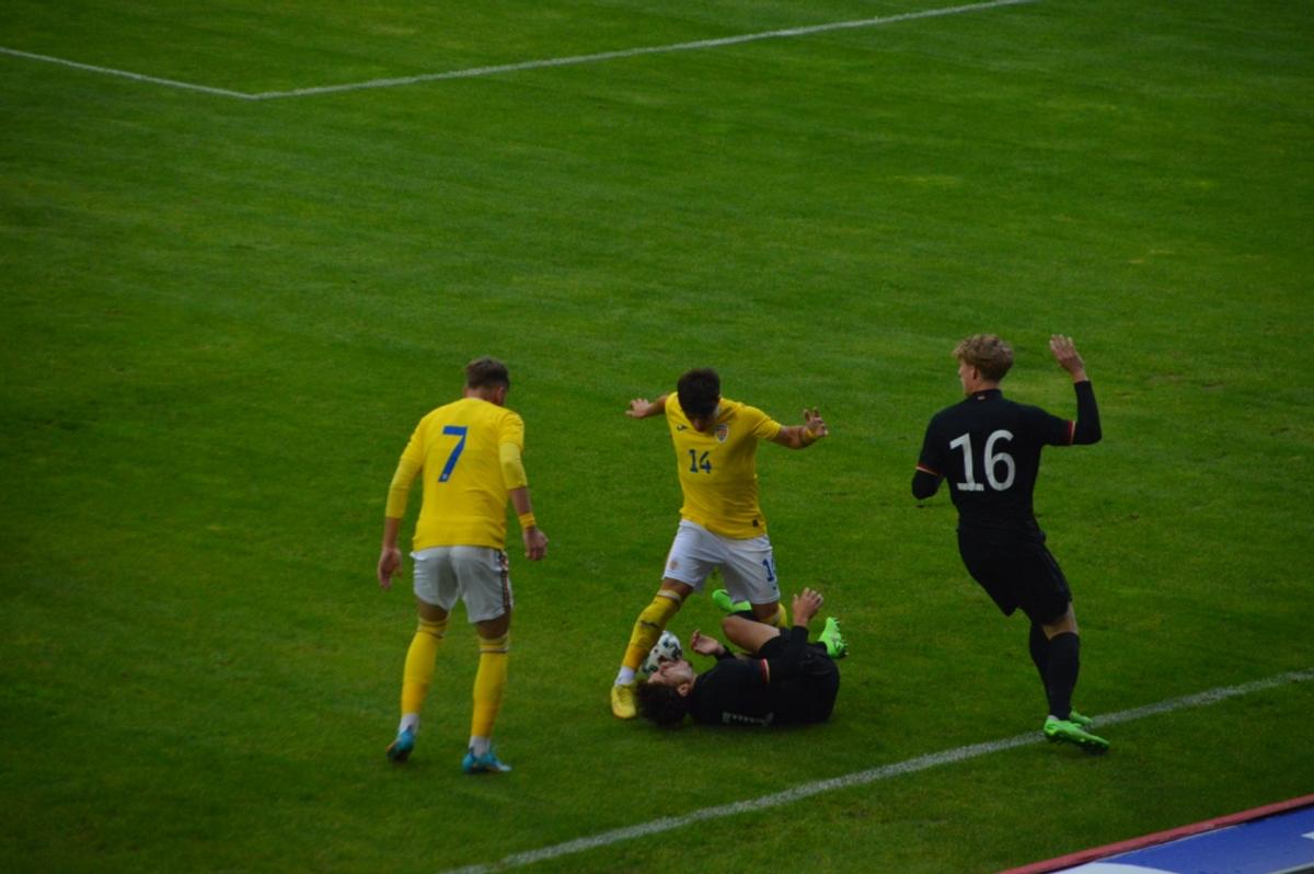 Am scăpat ieftin » Ținută în corzi tot meciul, România U20 a pierdut la limită amicalul în fața Germaniei. A doua înfrângere pentru Pancu