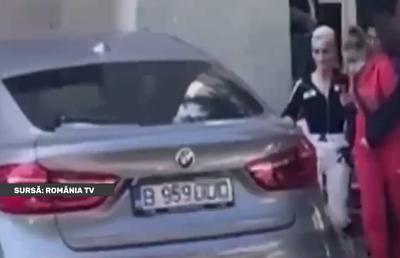 Anamaria Prodan, la INML după bătaia cu Reghecampf! A ieșit șchiopătând, a fost sprijinită de o prietenă și avea brațul bandajat