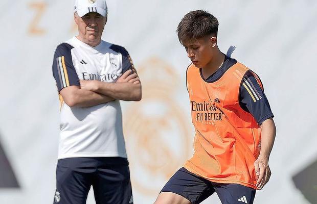 Situație bizară la Real Madrid » Ancelotti a anunțat că fotbalistul poate juca, dar imediat a venit comunicatul clubului: „S-a accidentat”