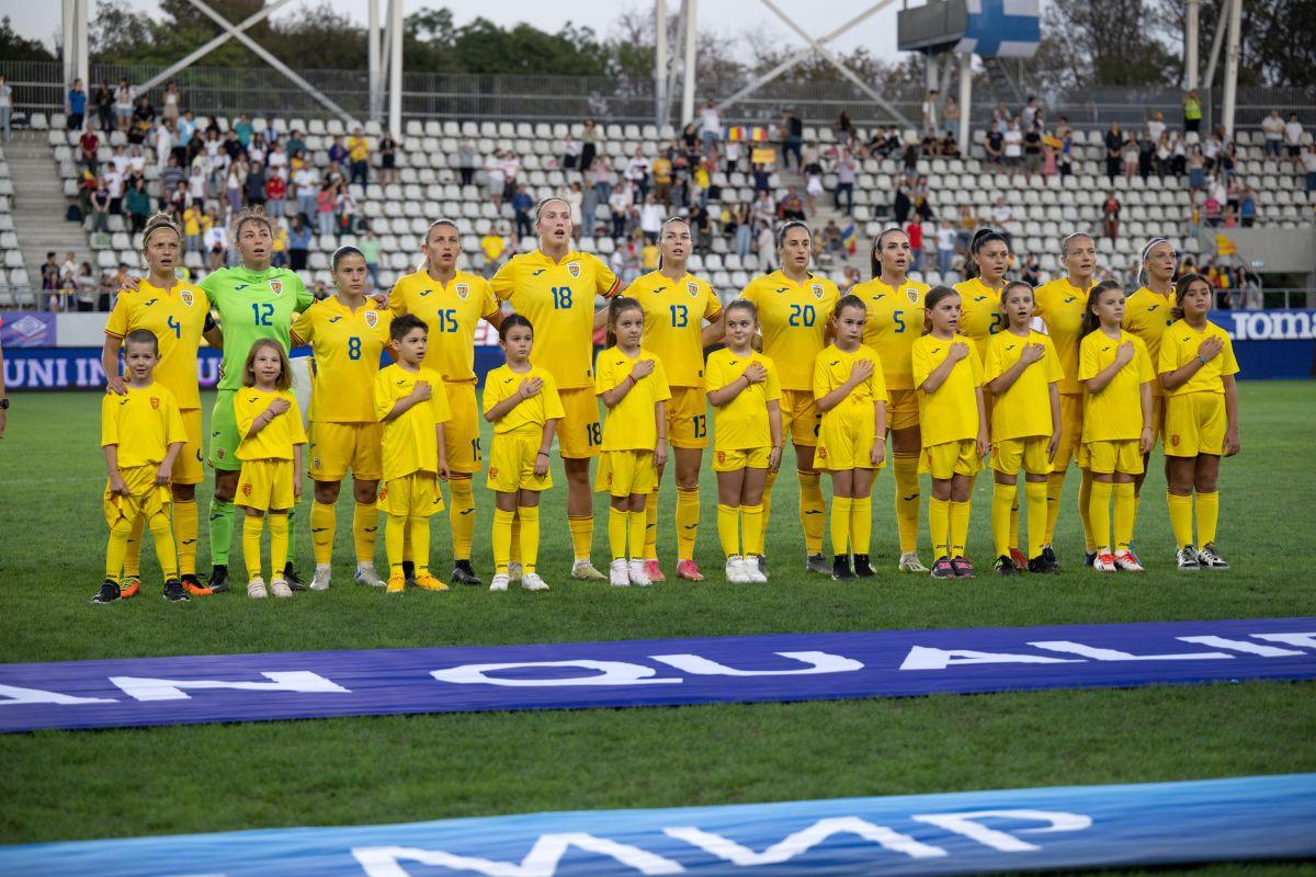 Prezent la meciul naționalei feminine, are un mesaj puternic: „Ce ciudat e să mergi pe un stadion unde nimeni nu înjură și nu îsi varsă frustrările. Tot respectul pentru aceste doamne!”