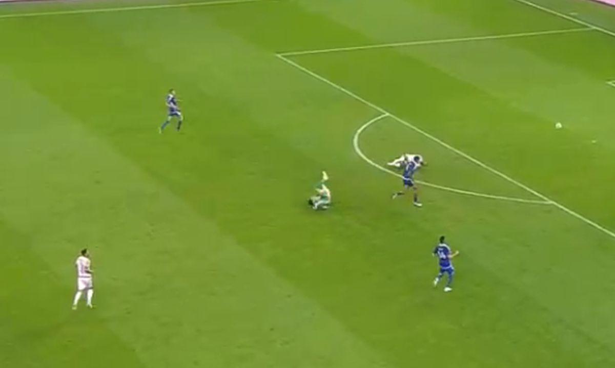 Cum a scăpat Gurău de eliminare? Decizie controversată a lui Feșnic în Dinamo - FCU Craiova