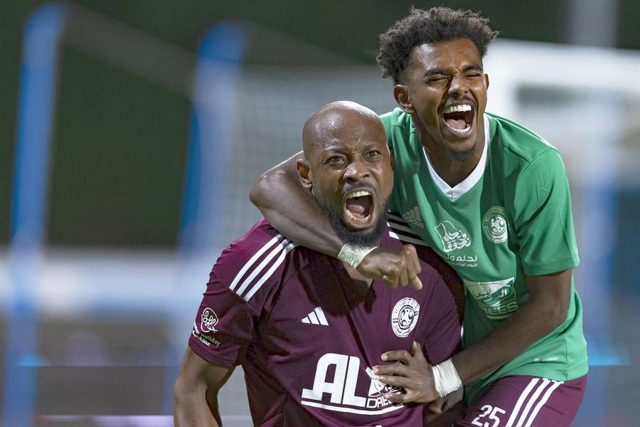 Garita, în stânga, a înscris în poarta echipei lui Reghecampf Blestemul oltenilor? Reghecampf, eliminat la debutul în Cupa Regelui chiar de fostul fotbalist din Superliga!