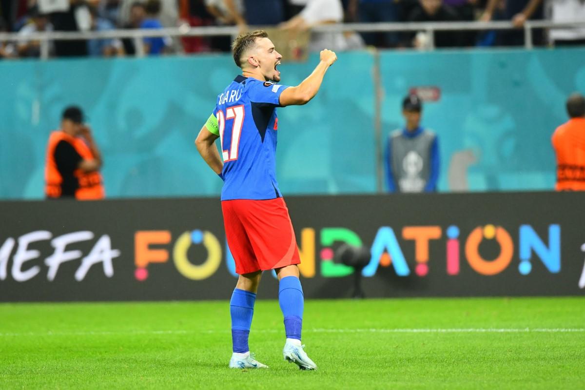 Doi fotbaliști de la FCSB, aleși în echipa primei etape a grupei Europa League