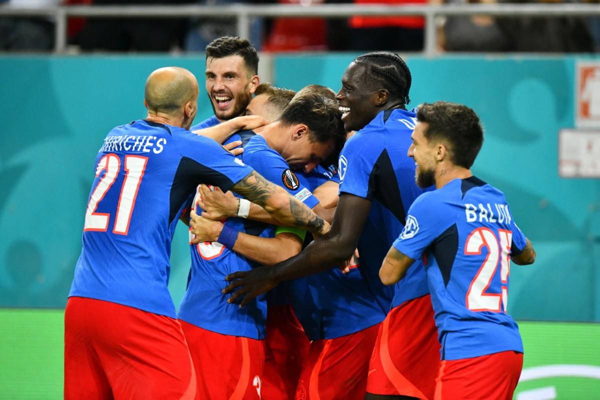 N-au fost dați pe spate! Ce notă au dat Panduru și Lovin prestației FCSB din 4-1 cu FK RFS