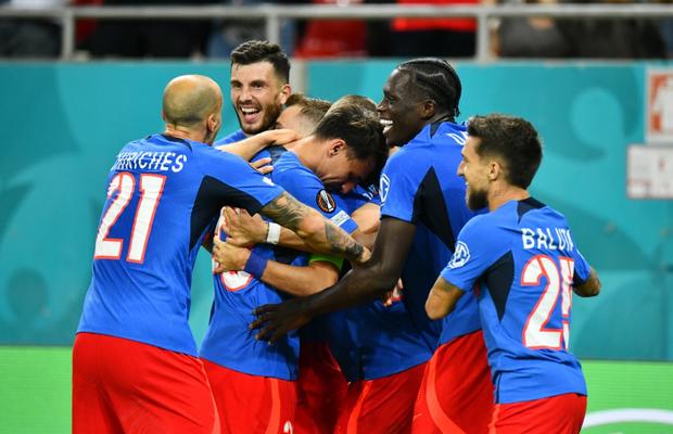 „FCSB va obține punct sau puncte la Glasgow” » Fostul fundaș al celor de la Rangers este categoric: „Îi vor liniști pe scoțieni”