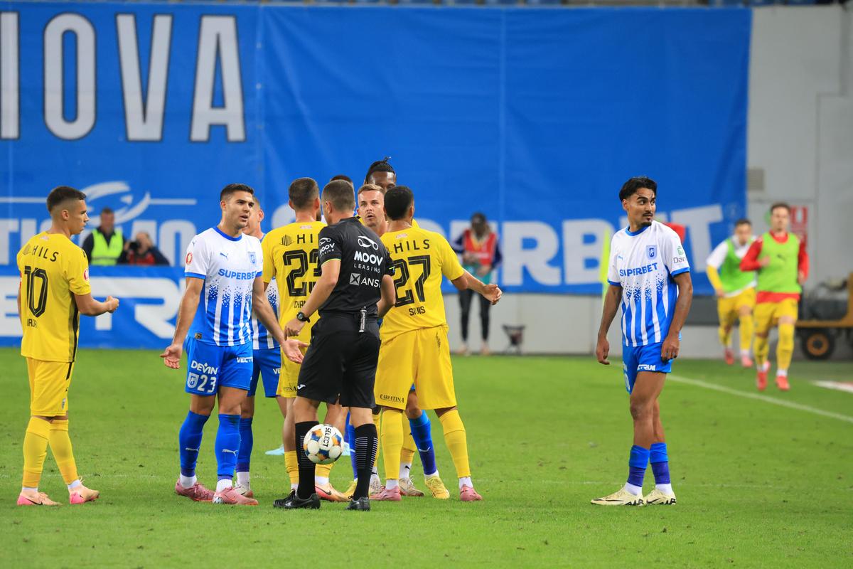Dinamovistul care îl elogiază pe arbitrul de la Craiova: „Mulțumim frumos! Să fie la fiecare meci”