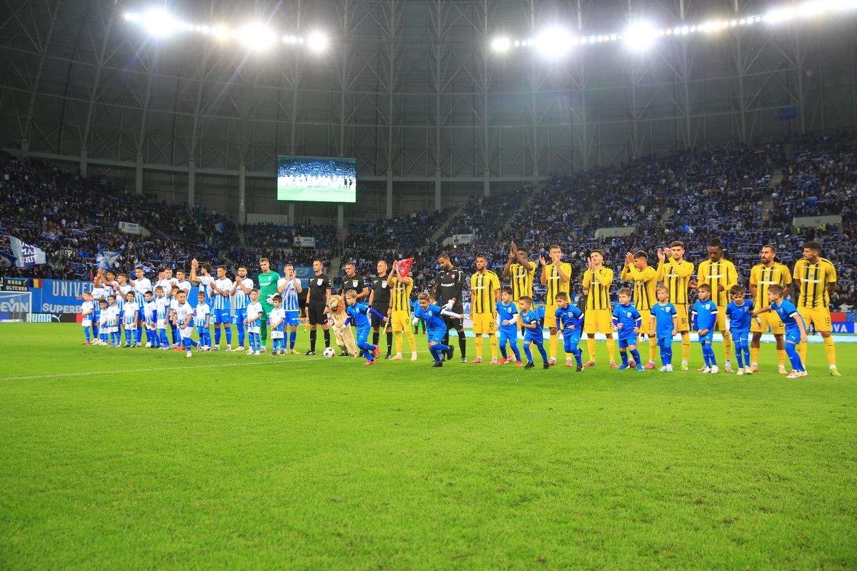 Imagini din meci Craiova - Dinamo, etapa #11 // foto: Ionuț Iordache (GSP)