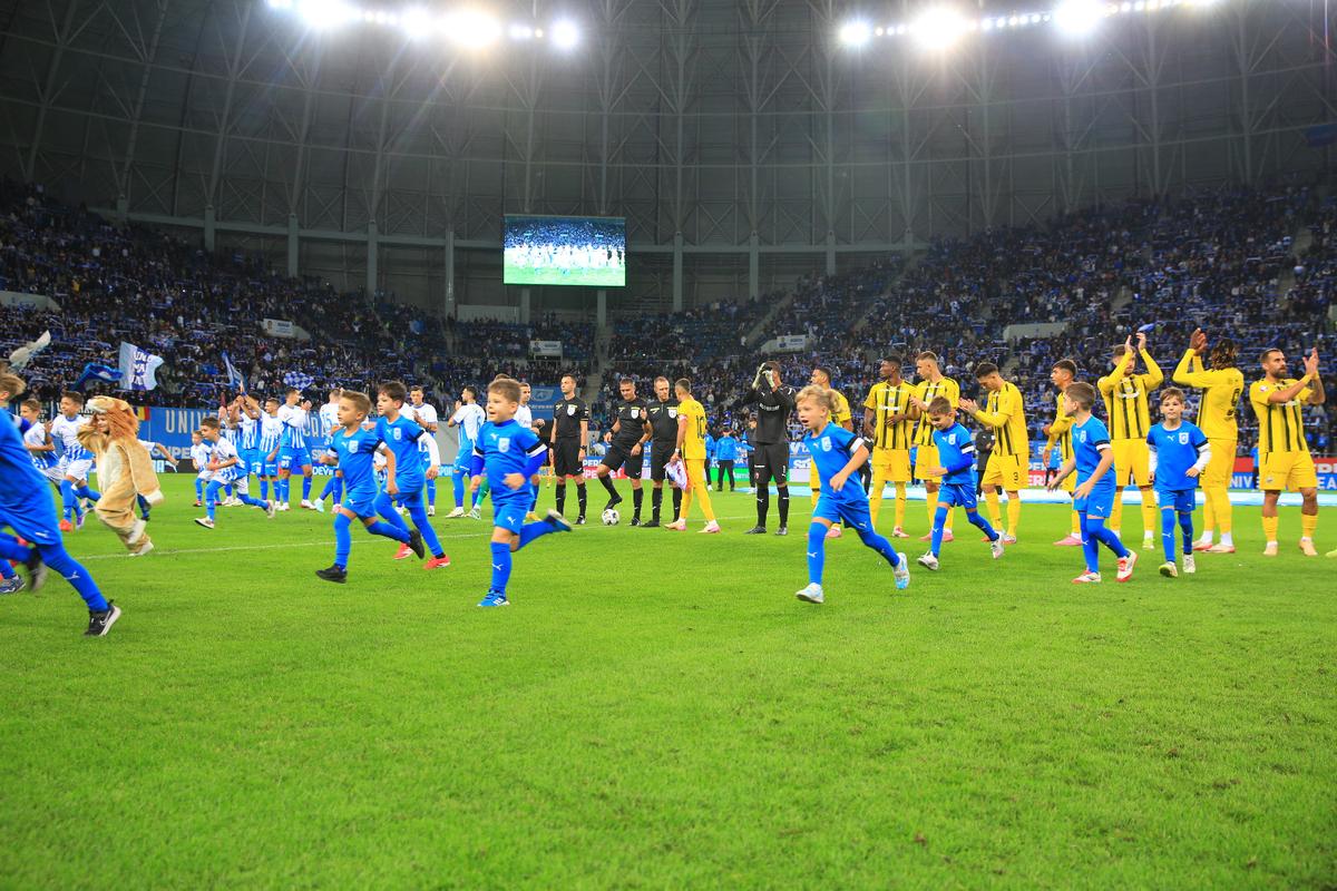 Universitatea Craiova - Dinamo, derby cu 4 reușite pe „Oblemenco” » GOL DECISIV în minutul 90! Clasamentul ACUM