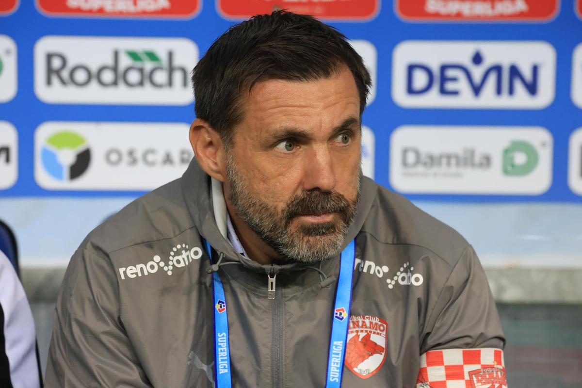 Imagini din meci Craiova - Dinamo, etapa #11 // foto: Ionuț Iordache (GSP)