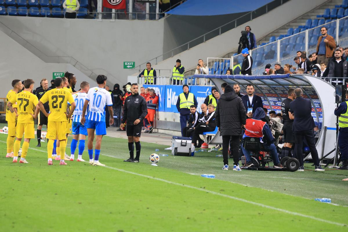 Dinamovistul care îl elogiază pe arbitrul de la Craiova: „Mulțumim frumos! Să fie la fiecare meci”