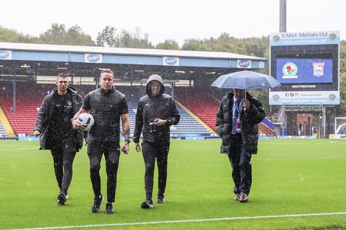 Blackburn - Ipswich, abandonat din cauza ploii, se va rejuca integral / Foto: Imago Images