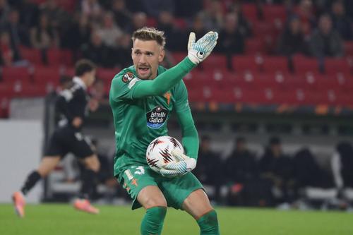 Ionuț Radu a limitat proporțiile înfrângerii Celtei Vigo în grupa de Europa League (1-2 cu VfB Stuttgart) / Foto: Imago