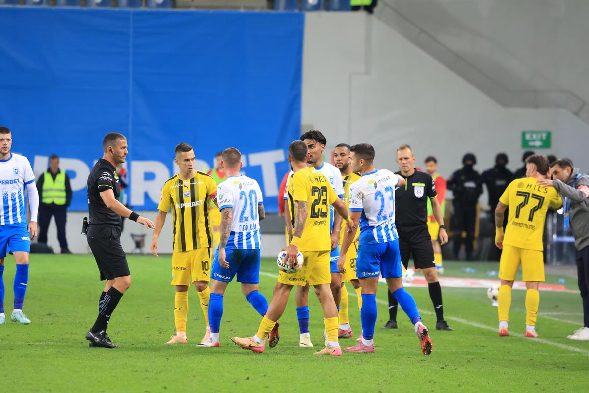 Dinamovistul care îl elogiază pe arbitrul de la Craiova: „Mulțumim frumos! Să fie la fiecare meci”