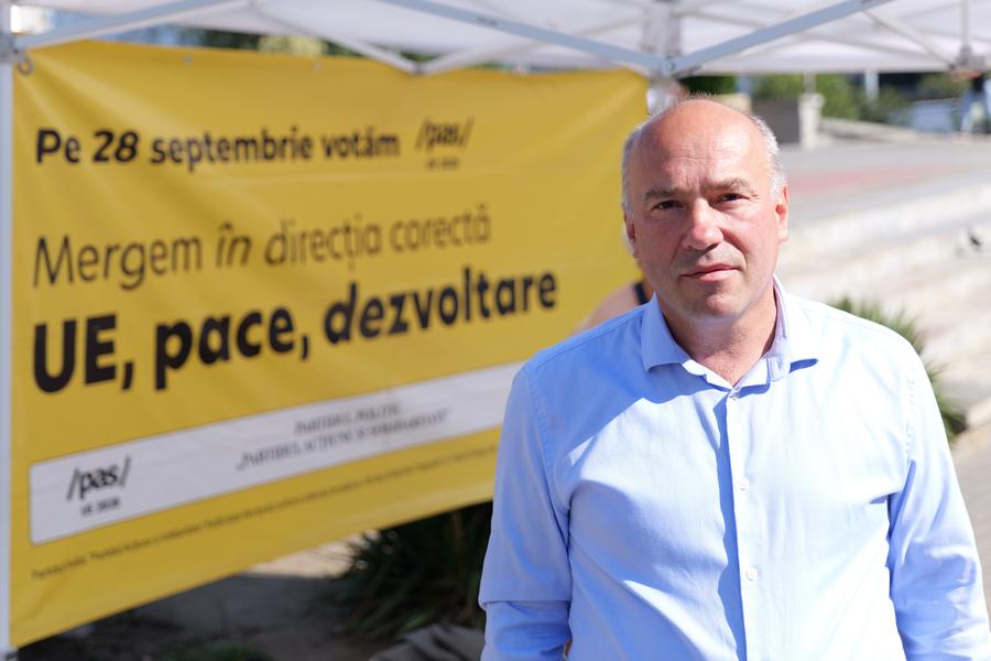 Moldova votează în tăcere » Ce a descoperit GSP în Chișinău: kickboxerii Kremlinului și AI-ul, armele lui Putin împotriva UE