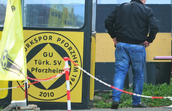 Un club folosit ca paravan pentru o rețea infracțională în „Orașul Aurului”! » 50 de milioane de euro spălate din metale prețioase topite + 27 de jucători sunt anchetați
