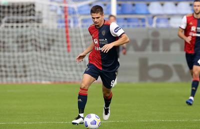 Răzvan Marin, „patron la mijloc” pentru Cagliari în meciul cu Crotone » Cum îl laudă italenii: „Progresele lui sunt evidente”