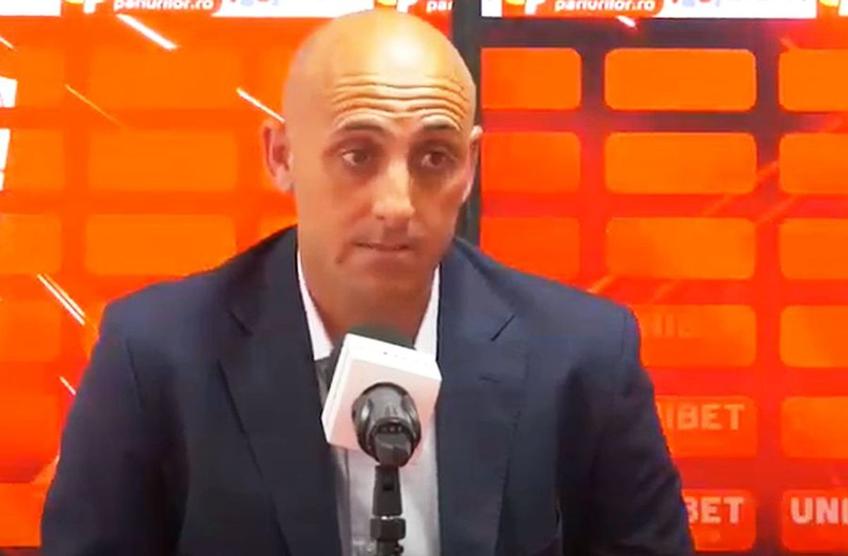 Rufo Collado, directorul sportiv al lui Dinamo, neagă orice legătură cu Cristi Borcea și dă în continuare asigurări că totul decurge conform planului.