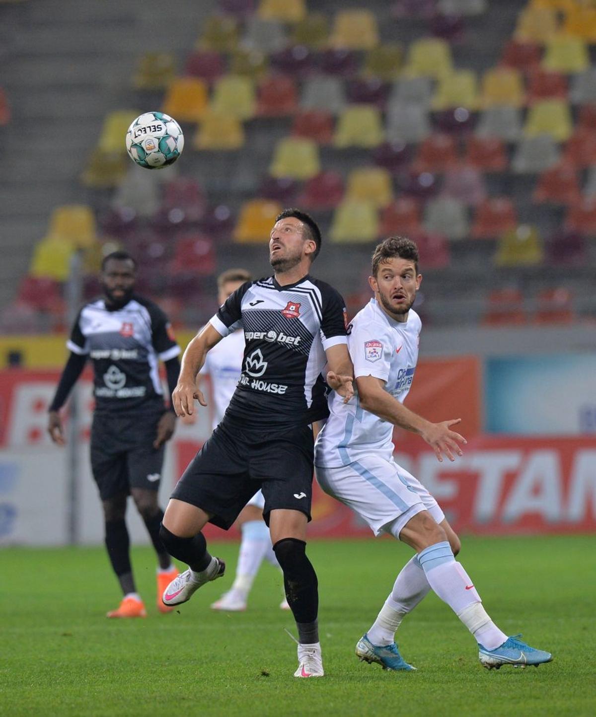 FCSB. Toni Petrea, taxat pentru decizia luată cu Hermannstadt: „Lasă-l, mă, să joace!”