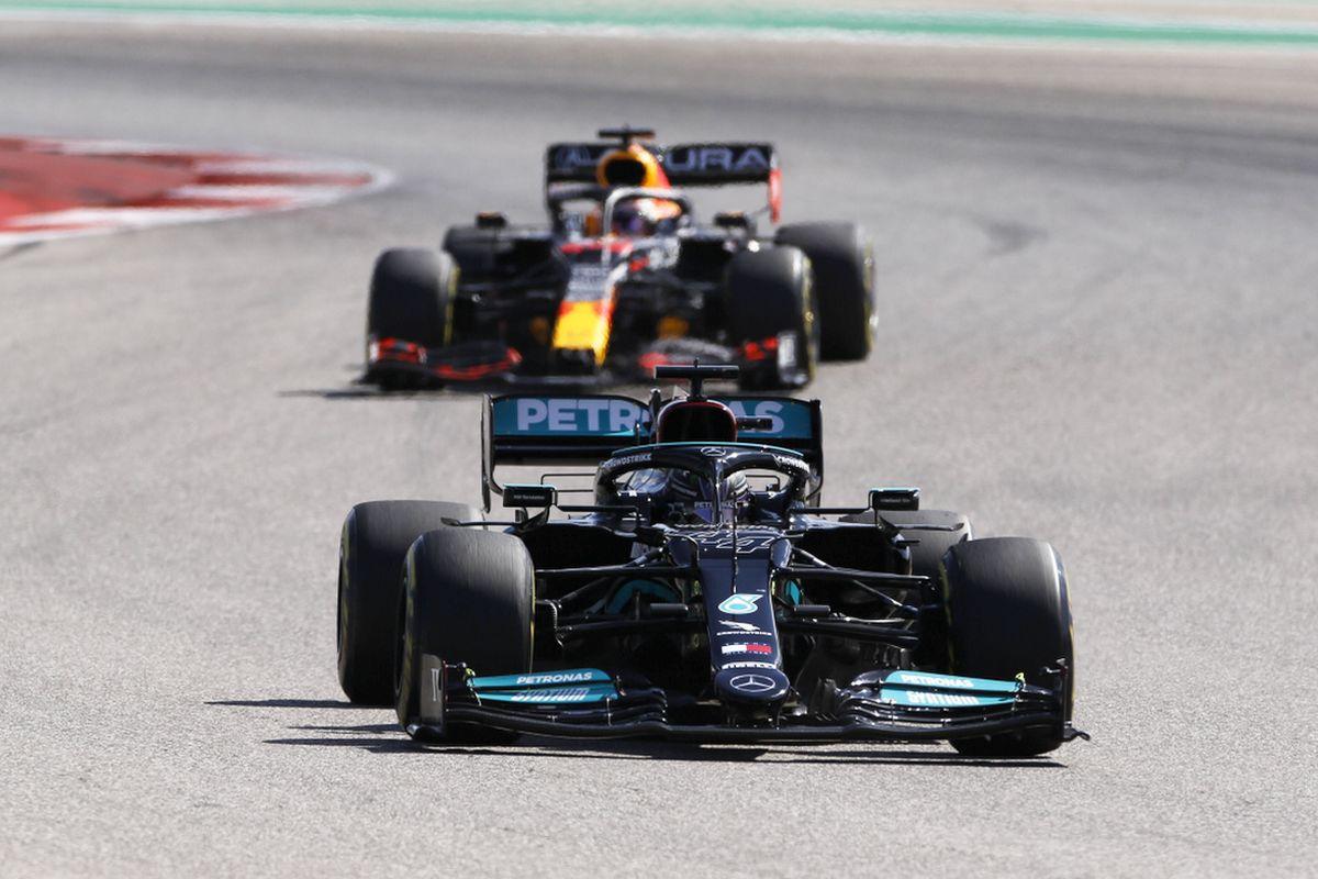Luptă palpitantă pentru titlu în Formula 1 » Max Verstappen, avantajat de program cu 5 runde rămase în sezon