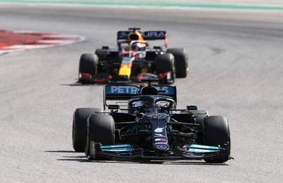Luptă palpitantă pentru titlu în Formula 1 » Max Verstappen, avantajat de program cu 5 runde rămase în sezon