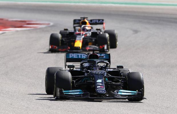 Luptă palpitantă pentru titlu în Formula 1 » Max Verstappen, avantajat de program cu 5 runde rămase în sezon