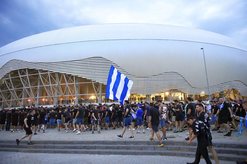 Mai ales la partidele importante, suporterii FCU iau cu asalt „Arena Leilor
