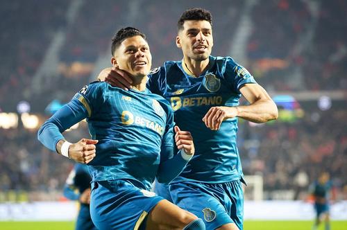 În stânga, Evanilson, FC Porto // foto: Imago Images