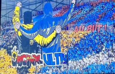 Scenografia serii în Europa a fost afișată la Marseille - AEK Atena » Ce au făcut galeriile implicate înaintea meciului