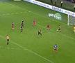 Gol de cascadorii râsului în CSA Steaua - Ceahlăul: autor, fostul dinamovist Mihai Neicuțescu