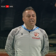 Florentin Petre a izbucnit în lacrimi în timp ce fanii lui Dinamo cântau, foto: captură Prima Sport