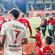 Duelul zilei în Superligă, disputa dintre sibieni și „câini” / Sursă foto: Facebook
