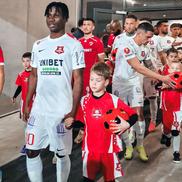 Duelul zilei în Superligă, disputa dintre sibieni și „câini” / Sursă foto: Facebook