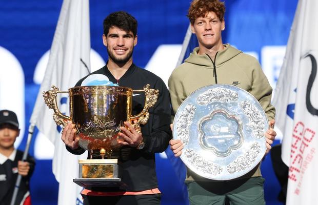 Mouratoglou despre rivalitatea la vârf din tenisul masculin: „Sinner nu este atât de bun precum Alcaraz la unele lucruri, dar e o mașinărie”