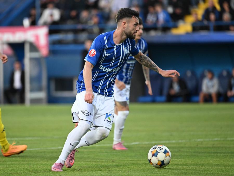 Ionuț Cojocaru, atacantul lui Farul Constanța. Foto: Imago Verdict DUR după ciocnirea violentă din CFR Cluj - Farul! » Nu va mai juca în 2025