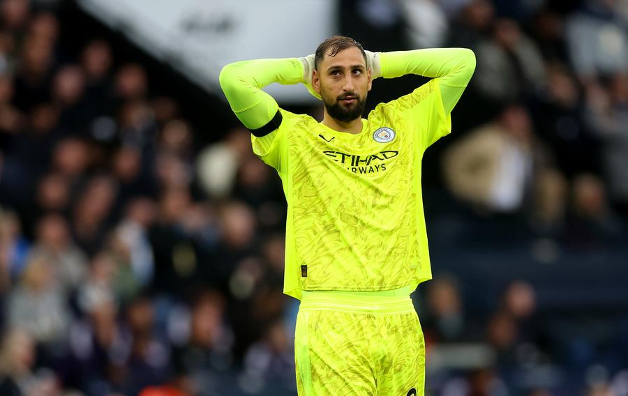 Gigio Donnarumma a fost legat și lovit de hoții care i-au spar casa la Paris / FOTO: Getty Images Au fost arestați autorii spargerii casei lui Donnarumma » Ce vârste au hoții și de unde au plănuit jaful din Paris!