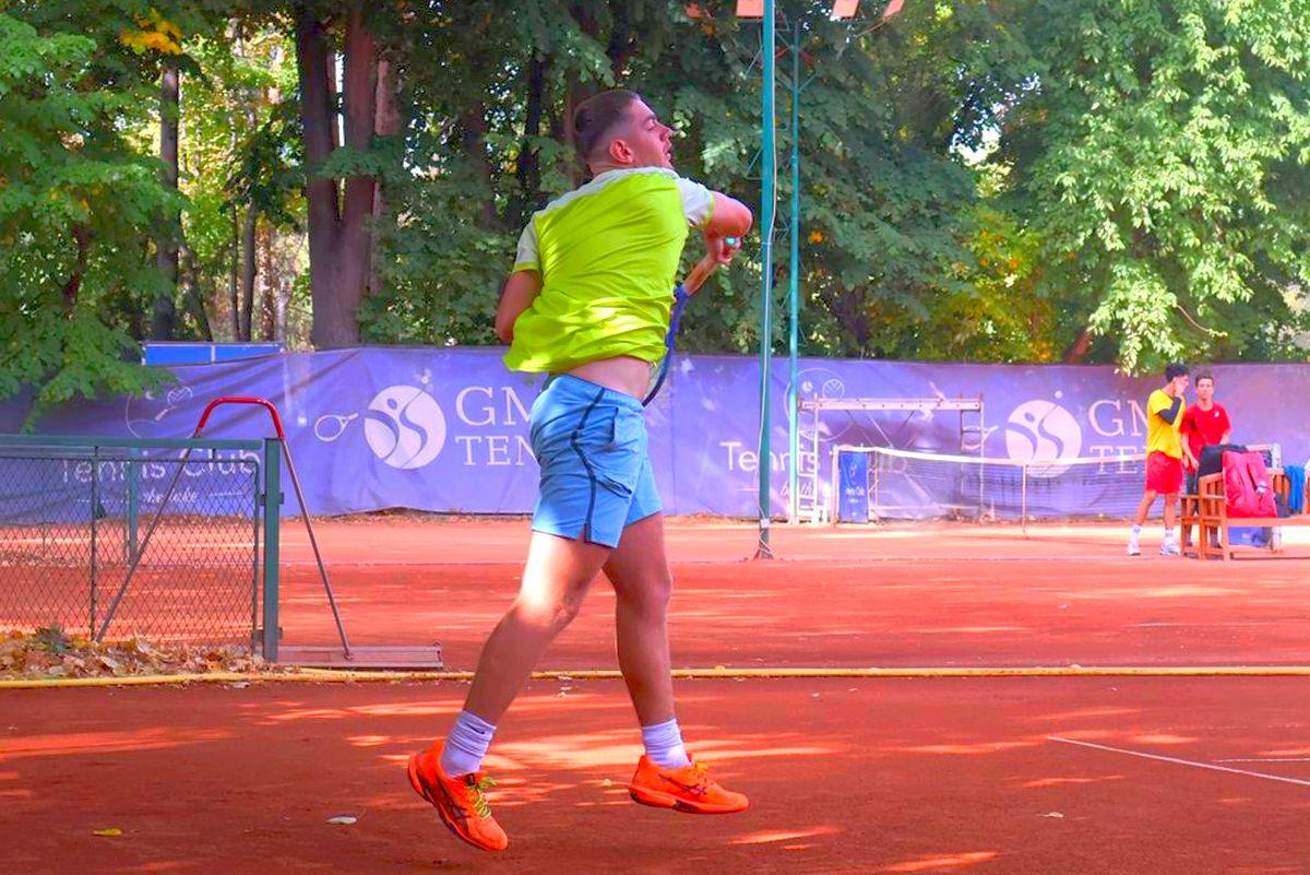 Sacrificiu și visuri mari » Povestea puștiului care vrea să rupă „blestemul” în circuitul ATP: „Nu sunt un copil talentat, dar dau tot ce am tenisului”