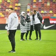 Imagini înainte de FCSB - UTA, de pe gazon/ foto Cristi Preda (GSP)