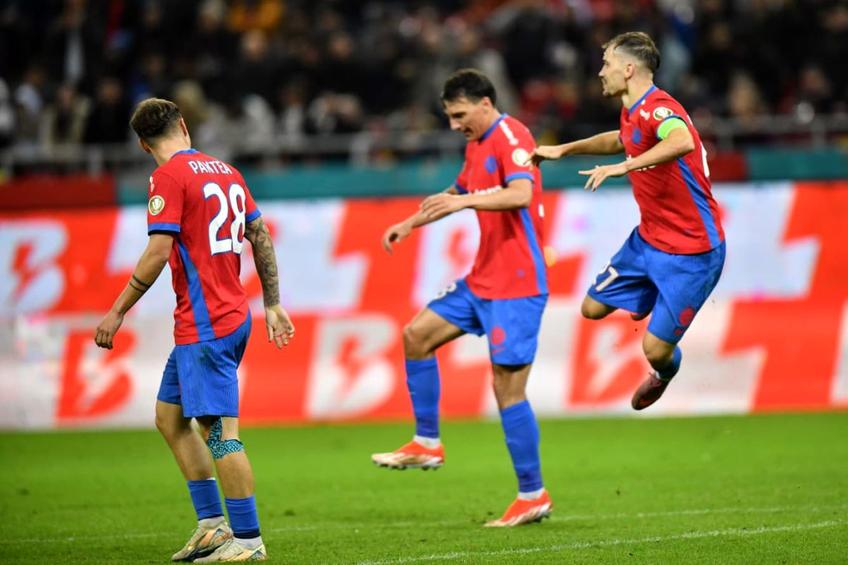 Show în FCSB - UTA Arad: patru goluri, alte două reușite anulate, două penalty-uri și cartonaș roșu » Roș-albaștrii se apropie de play-off // foto: Cristi Preda (GSP)