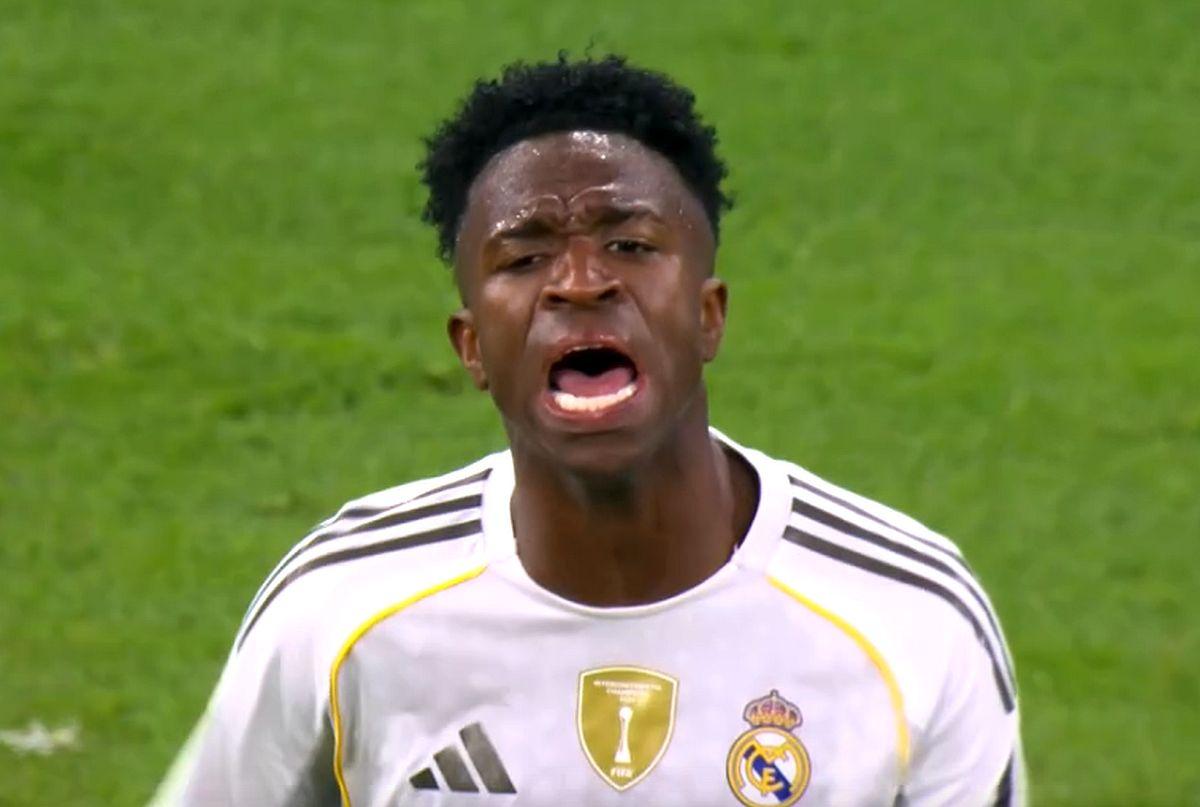 Vinicius, CRIZĂ de nervi în El Clasico