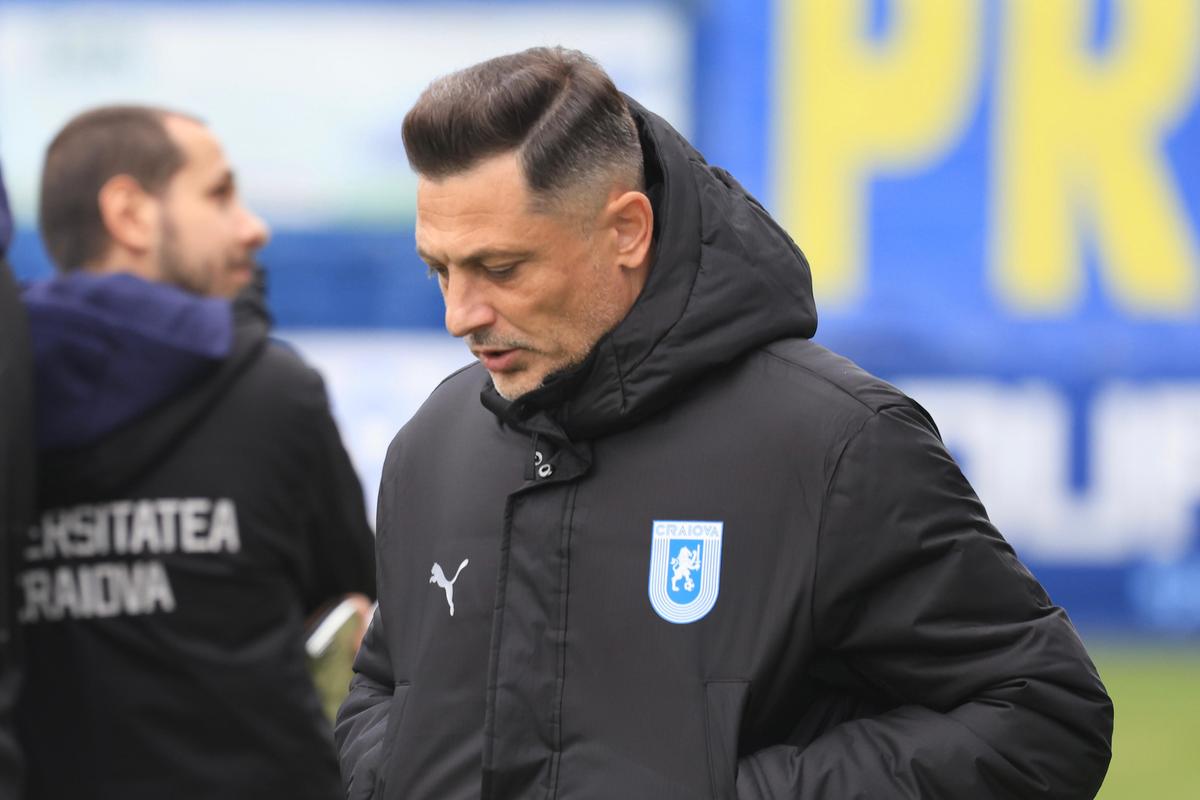 Costel Gâlcă, Mihai Stoichiță și Imad Kassas la Metaloglobus - Universitatea Craiova