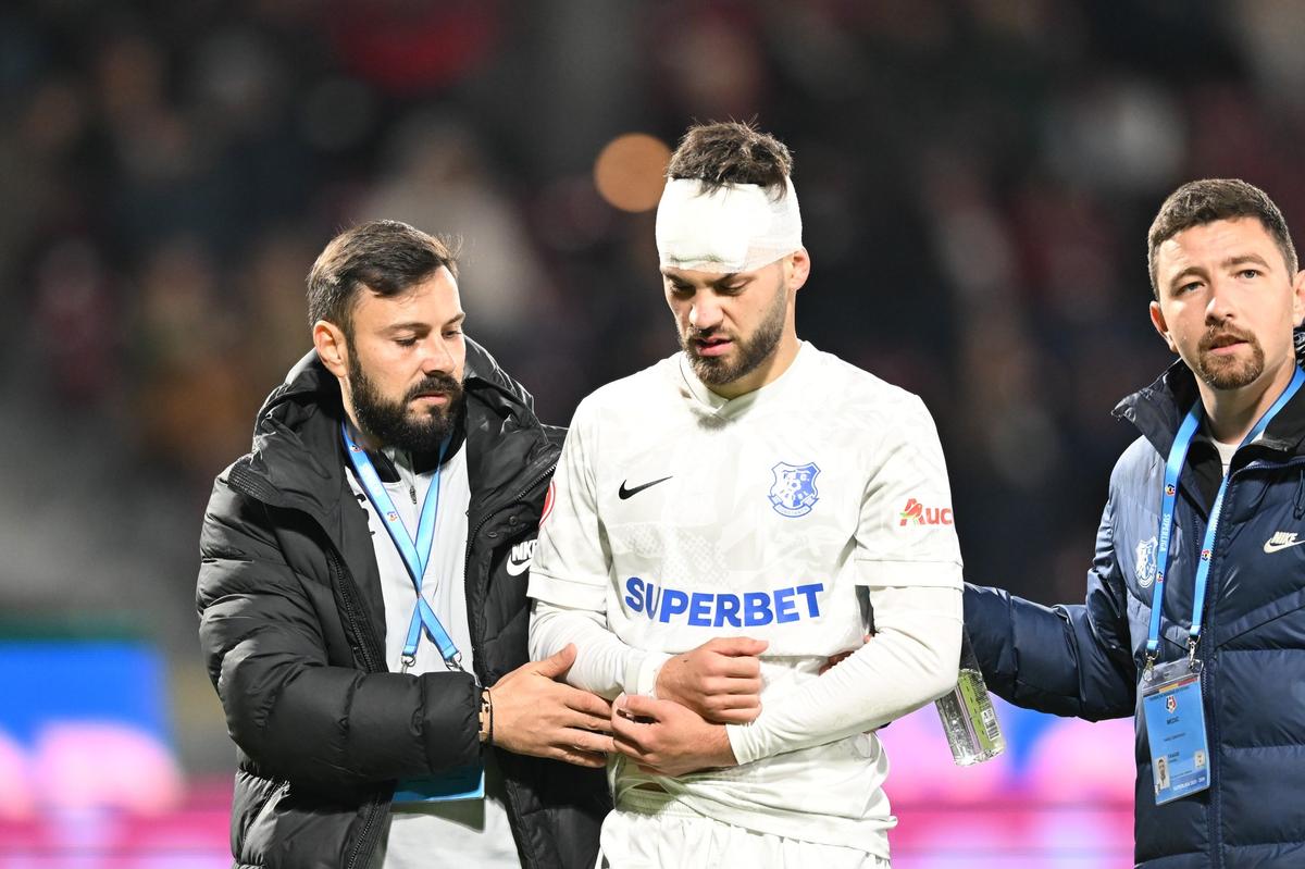 Ciocnire Hindrich - Cojocaru în CFR Cluj - Farul