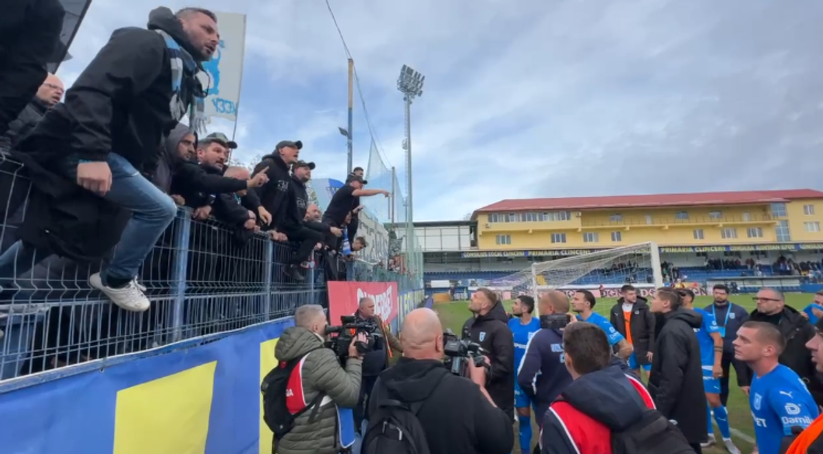 Jucătorii Craiovei, scandal cu fanii după remiza cu Metaloglobus