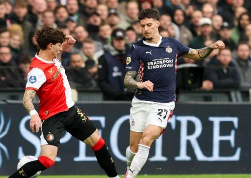 Dennis Man în Feyenoord - PSV / Imago Images