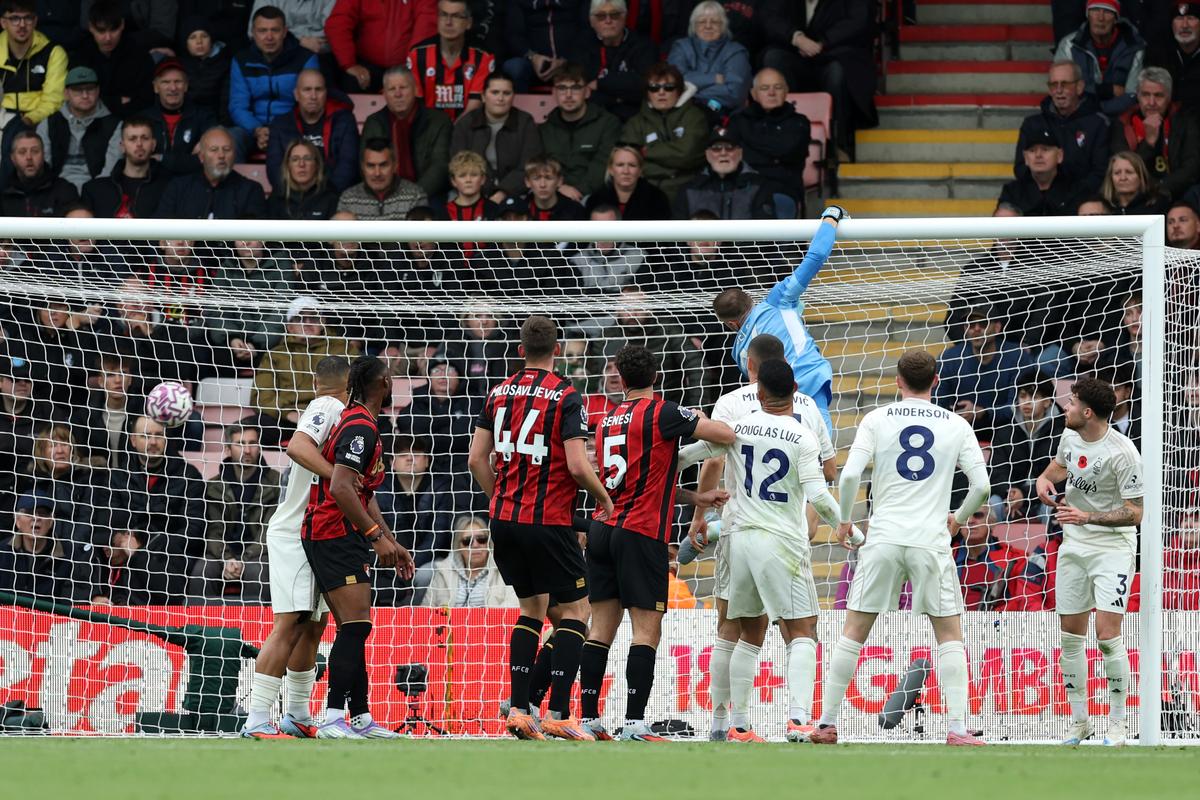 Marcus Tavernier a înscris din corner în Bournemouth - Nottingham Forest