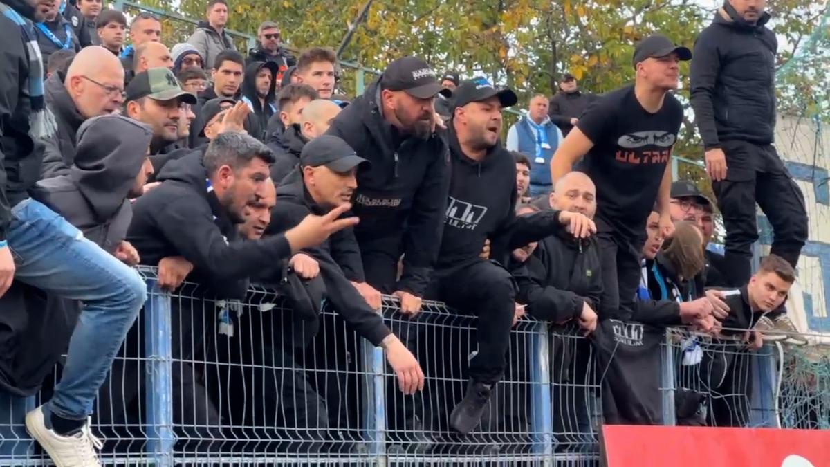 Jucătorii Craiovei, scandal cu fanii după remiza cu Metaloglobus