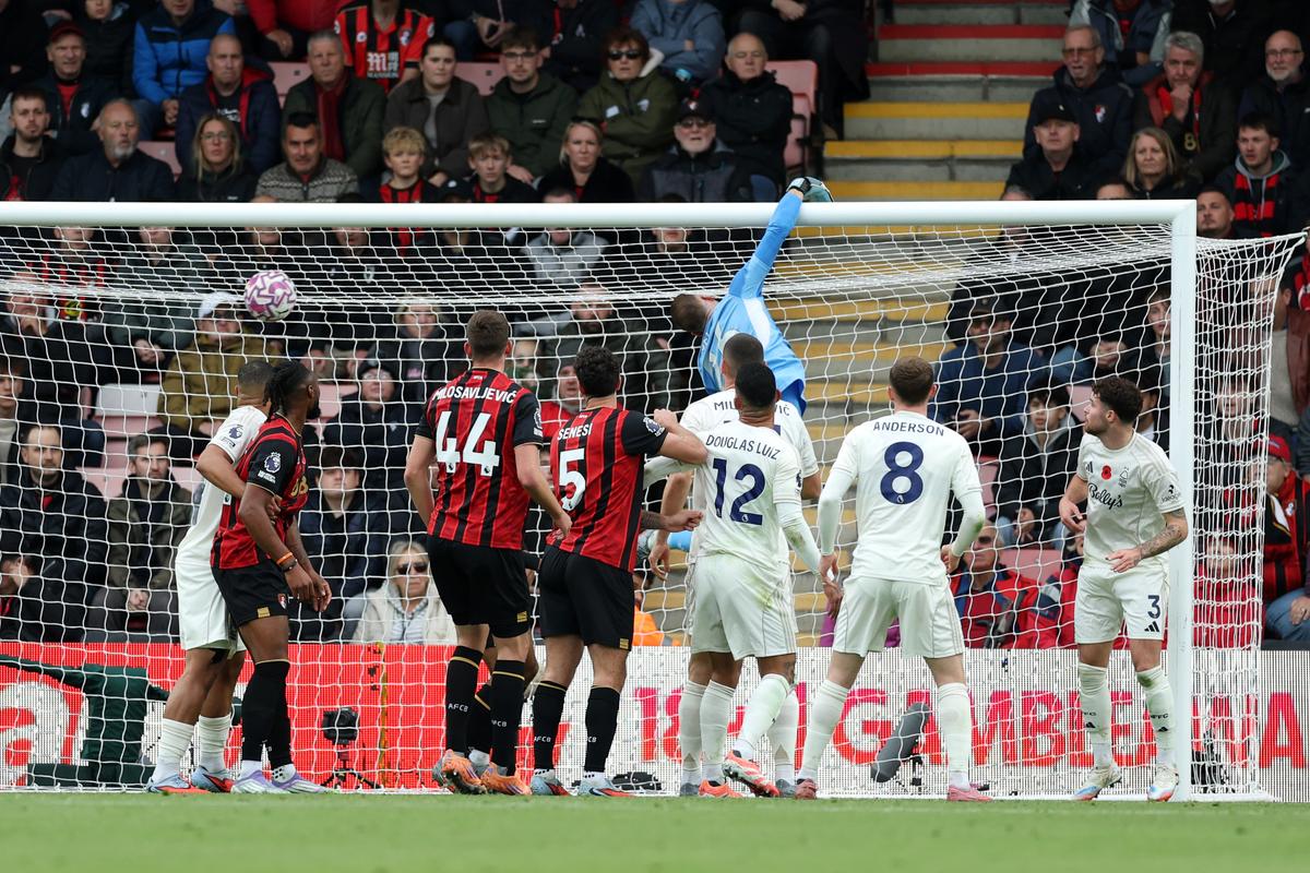 Marcus Tavernier a înscris din corner în Bournemouth - Nottingham Forest