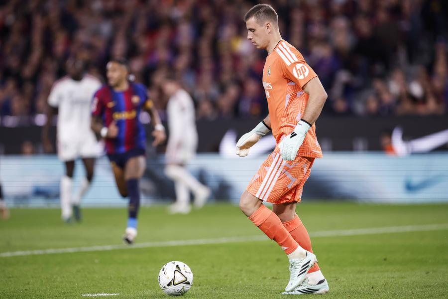 Andriy Lunin, primul portar care reușește să câștige cel puțin patru dintre primele cinci meciuri bifate în El Clasico // foto: imago images Andriy Lunin, record impresionant în El Clasico » Borna atinsă după victoria obținută de Real Madrid cu Barcelona