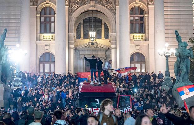 Schimbare istorică în Serbia: Lista Studenților, cu legendarul Dejan Bodiroga în componență, a câștigat alegerile parlamentare!