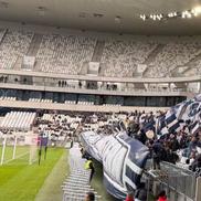 11.000 de fani au fost prezenți la meciul din liga a șasea al echipei Girondins de Bordeaux // foto: facebook @Ultras Globe
